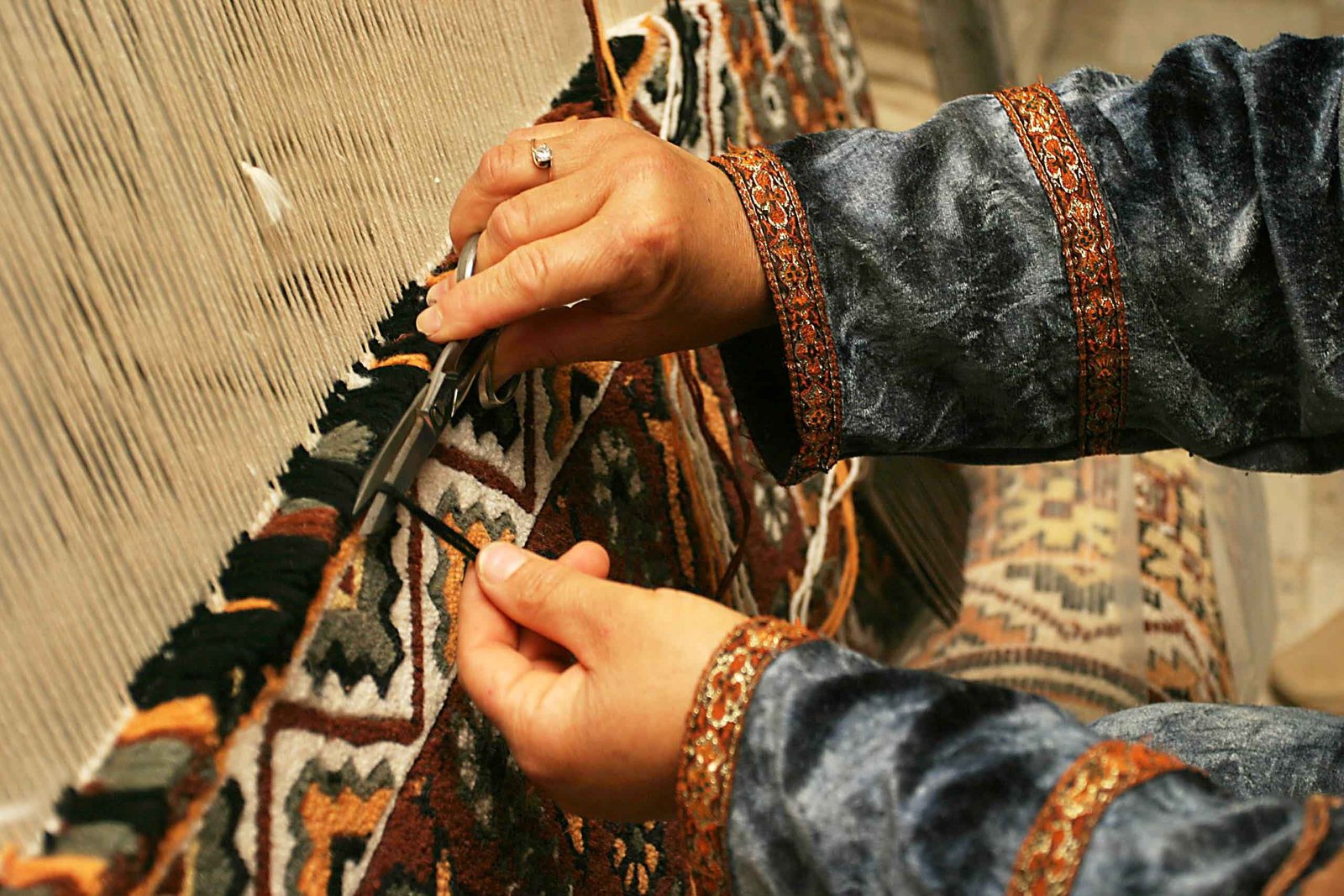 Best Morocco rugs and carpets weaving